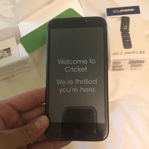 Cricket wireless phone